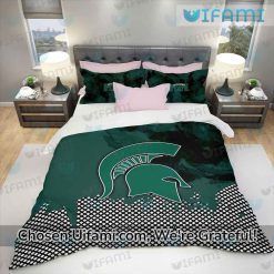 Alternative view of NCAA Michigan State Spartans Green Bedding Set