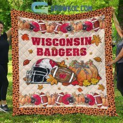 Alternative view of NCAA Wisconsin Badgers Welcome Fall Pumpkin Quilt Blanket