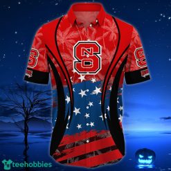 Alternative view of NCAA NC State Wolfpack Star Pattern Hawaiian Shirt